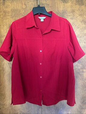 CJ Banks Red Crinkled Short-Sleeve Button Down Blouse